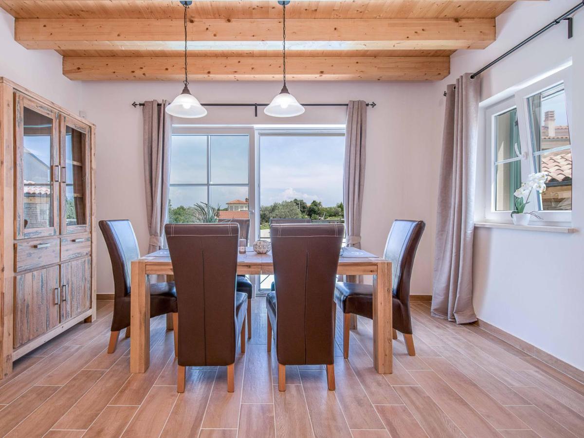Moderne Istrische Steinvilla - 4 Sterne Mit Privatem, Beheizbaren Pool & Meerblick Kavran Exteriér fotografie